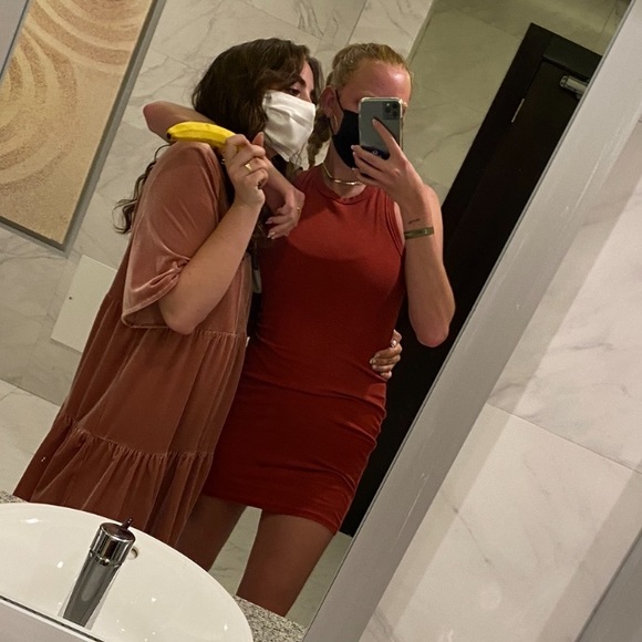 Maroon Ribbed Bodycon Dress - Picture 2 of 4